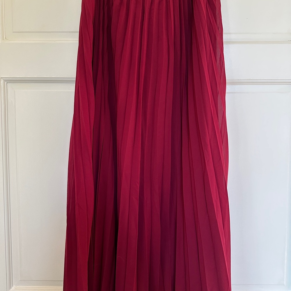 Elegant Red Pleated Skirt